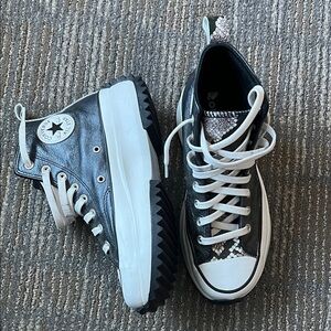 Like new Converse platform metallic & snake print high tops